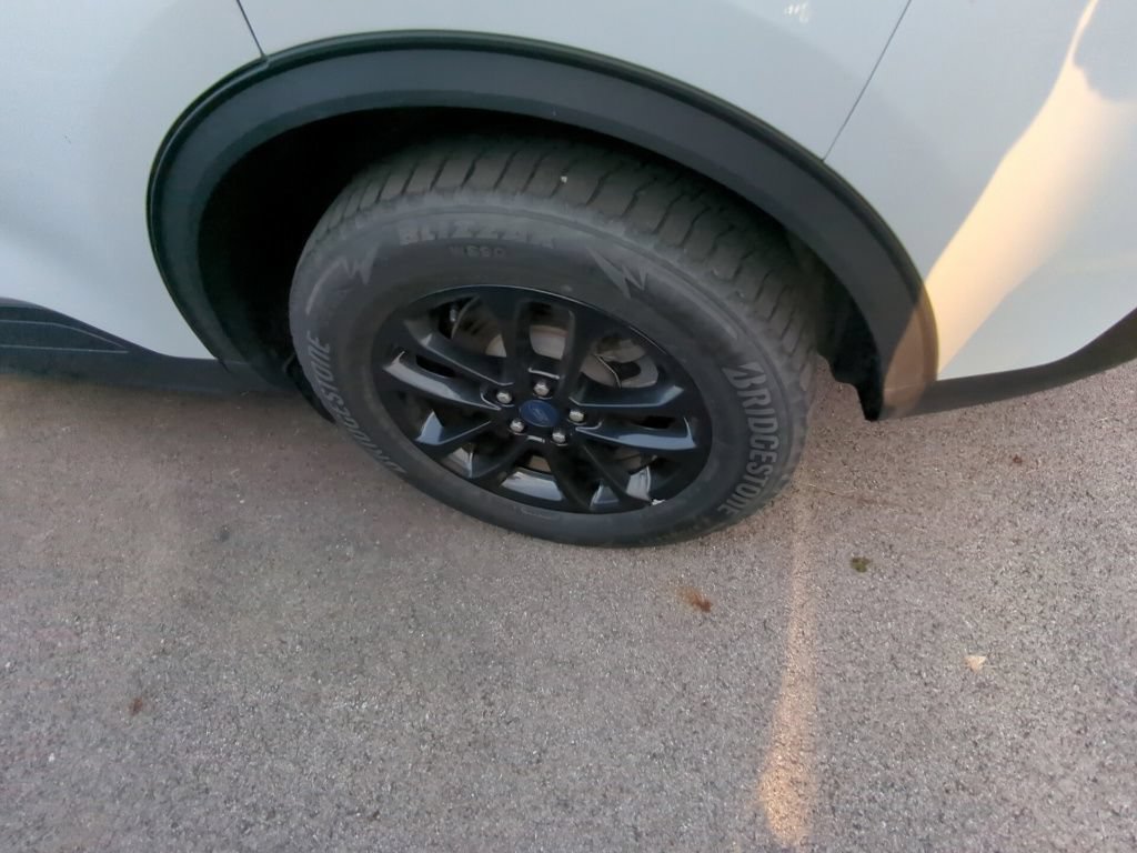 Used 2020 Ford Escape SE Sport AWD/4WD image 5