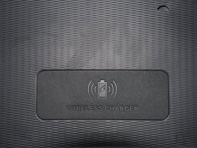 New 2025 Jeep Grand Cherokee Laredo X w/ Luxury Tech Group I image 4