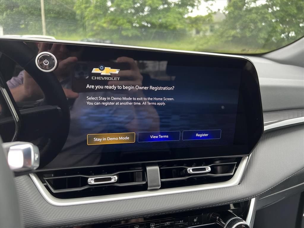 New 2027 Chevrolet Equinox LT AWD/4WD image 12
