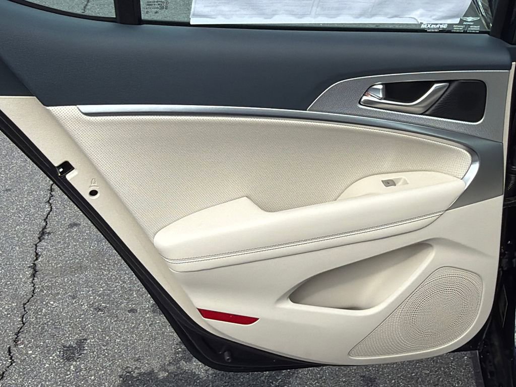 New 2026 Genesis G70 2.5T Prestige image 20