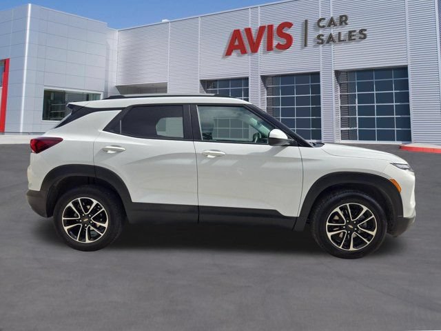 Used 2025 Chevrolet TrailBlazer LT AWD/4WD image 5