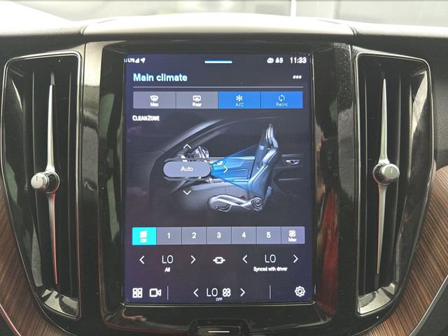 Used 2023 Volvo XC60 B5 Plus w/ Protection Package Premier image 28