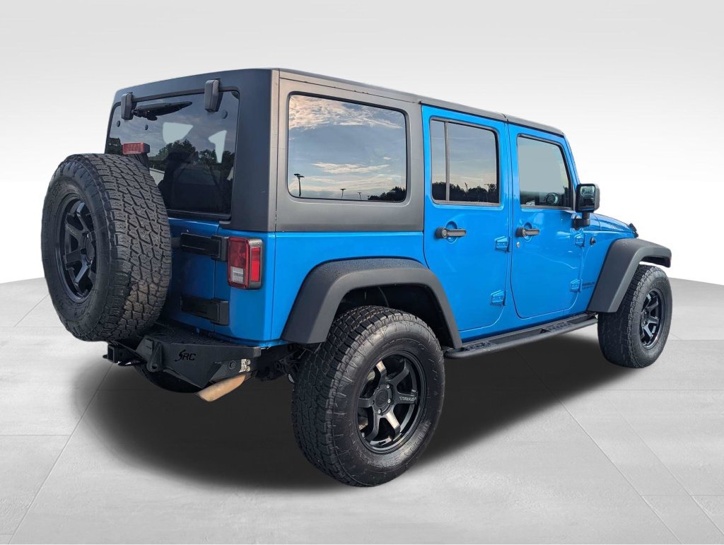 Used 2016 Jeep Wrangler Unlimited Rubicon w/ Connectivity Group AWD/4WD image 4