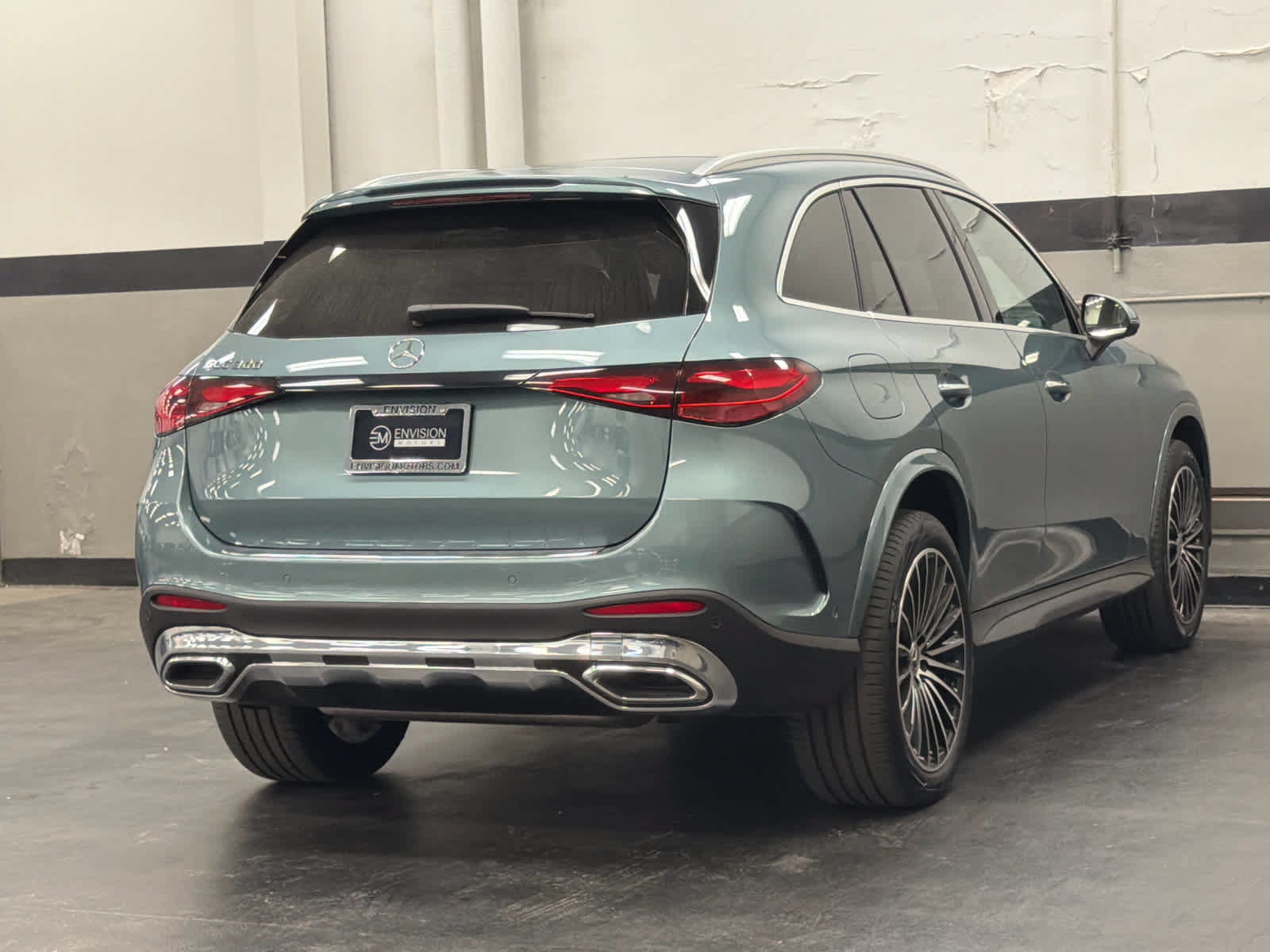Used 2026 Mercedes-Benz GLC 300 image 12