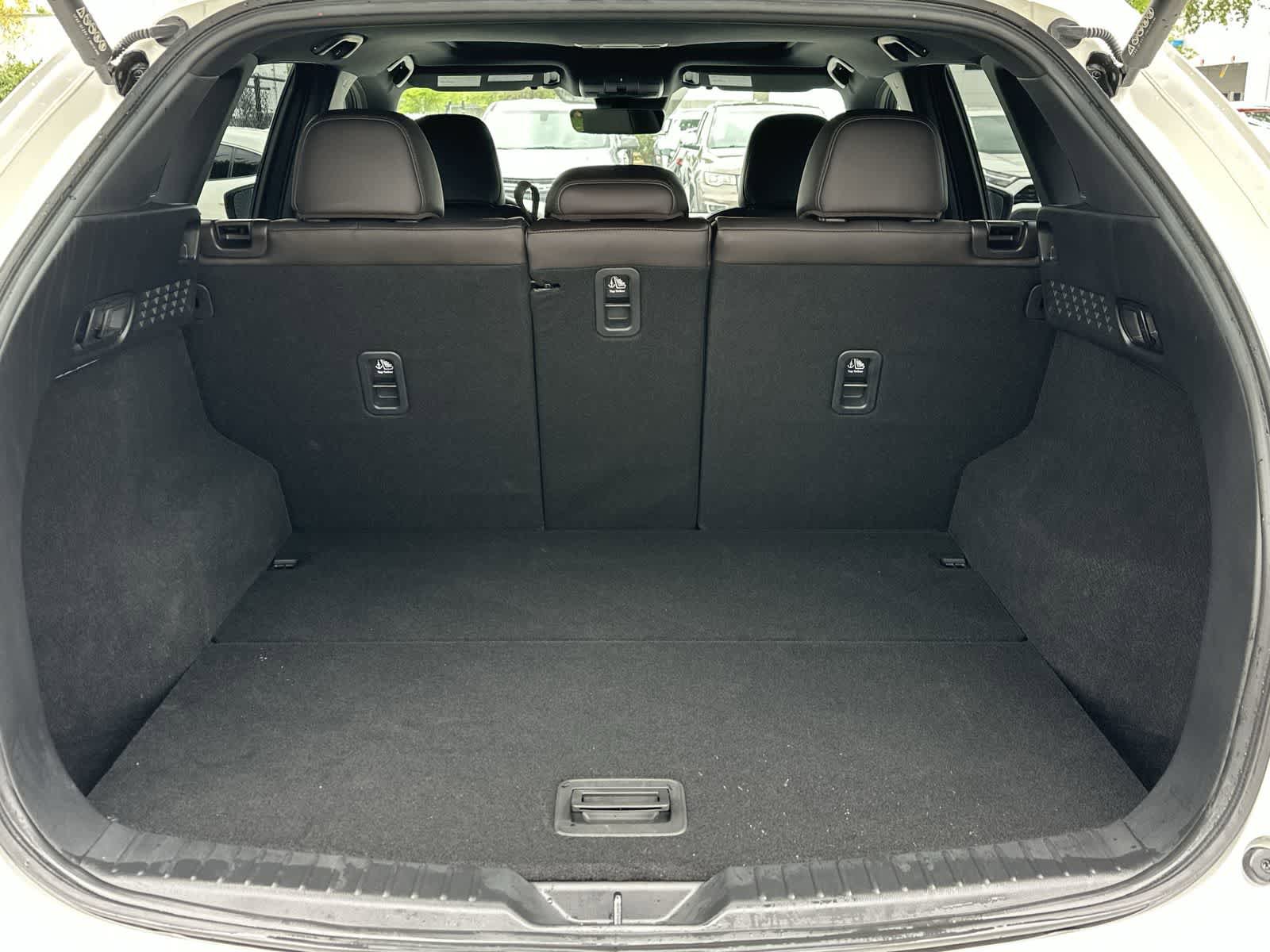 Used 2023 MAZDA CX-5 Signature image 17