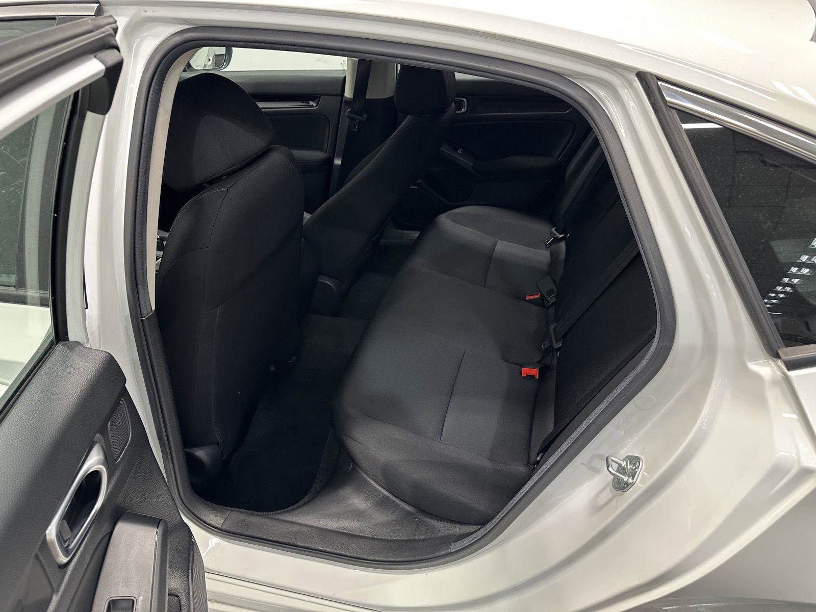 Certified 2024 Honda Civic EX image 26