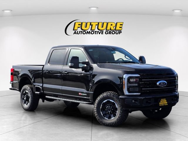 New 2026 Ford F350 Platinum w/ Tremor Off-Road Package