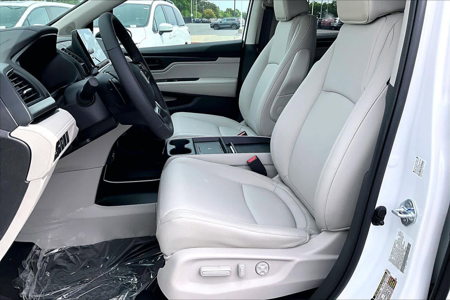 New 2026 Honda Odyssey EX-L image 9