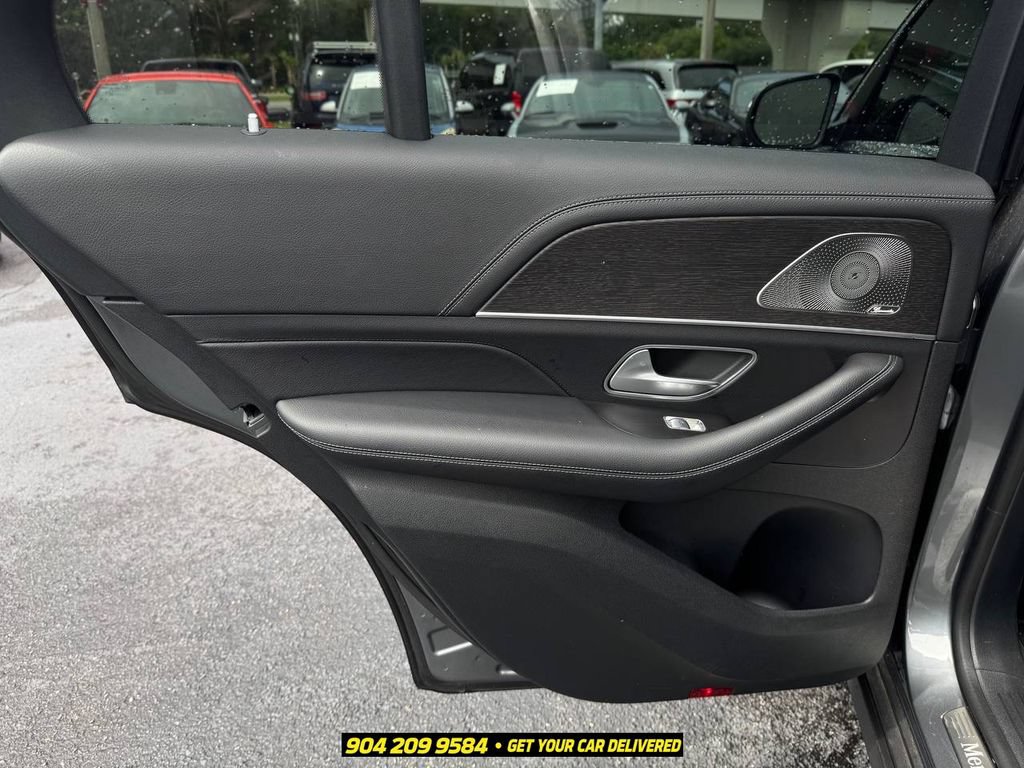 Used 2024 Mercedes-Benz GLE 350 4MATIC image 25