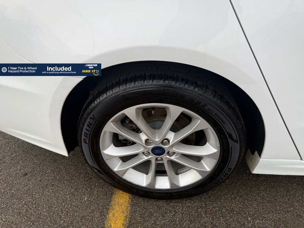Used 2020 Ford Fusion SE image 13