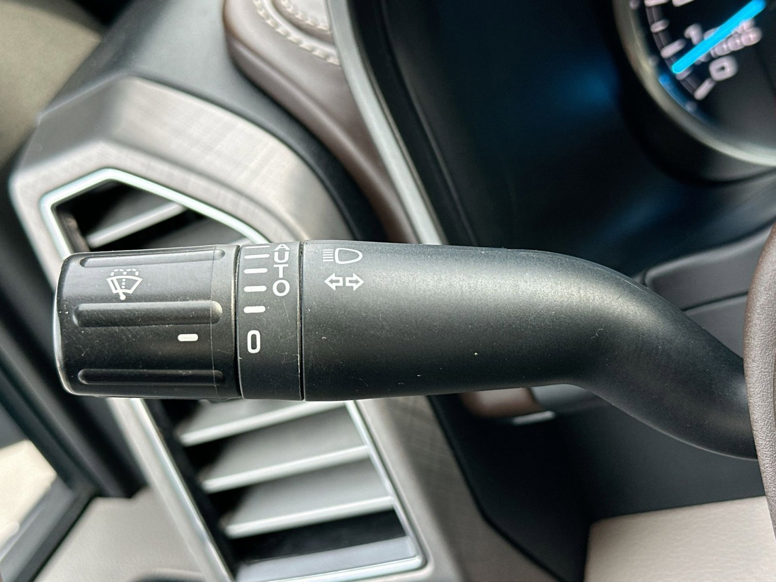 Used 2020 Ford F150 Limited w/ Trailer Tow Package image 32