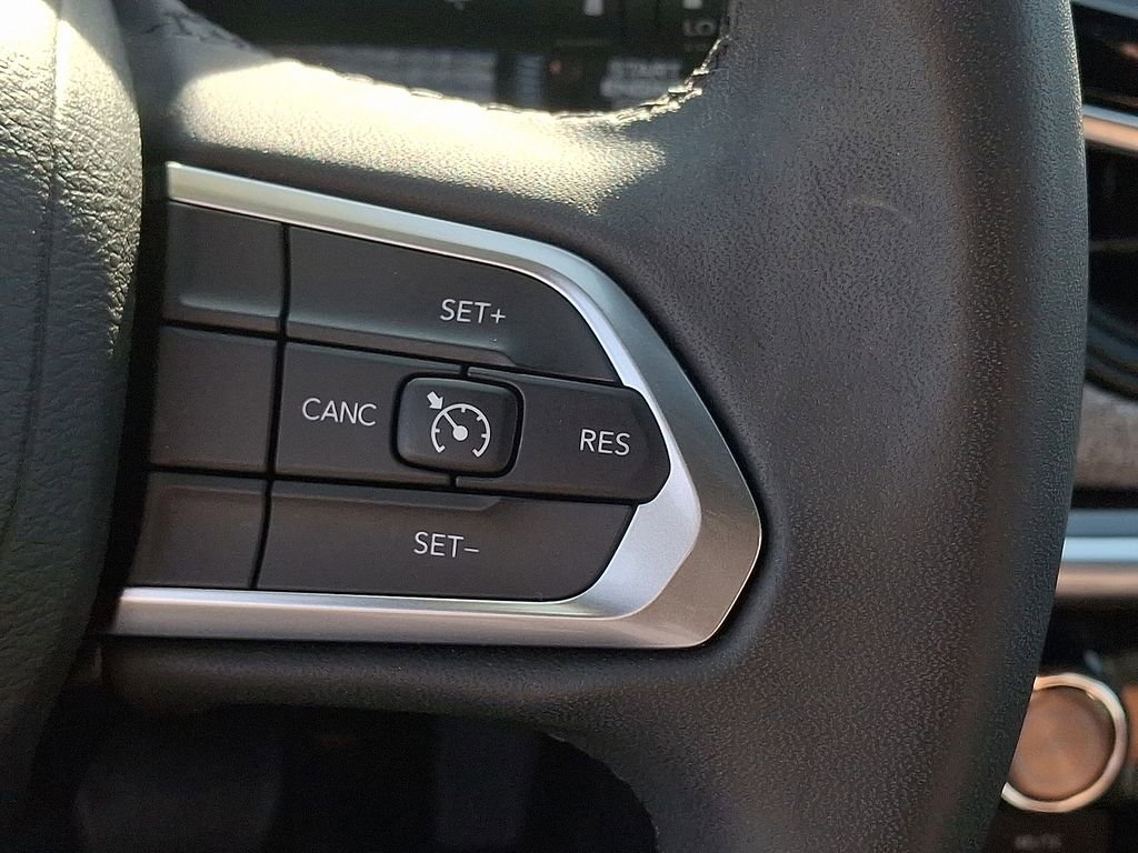 Used 2024 Jeep Compass Latitude image 21