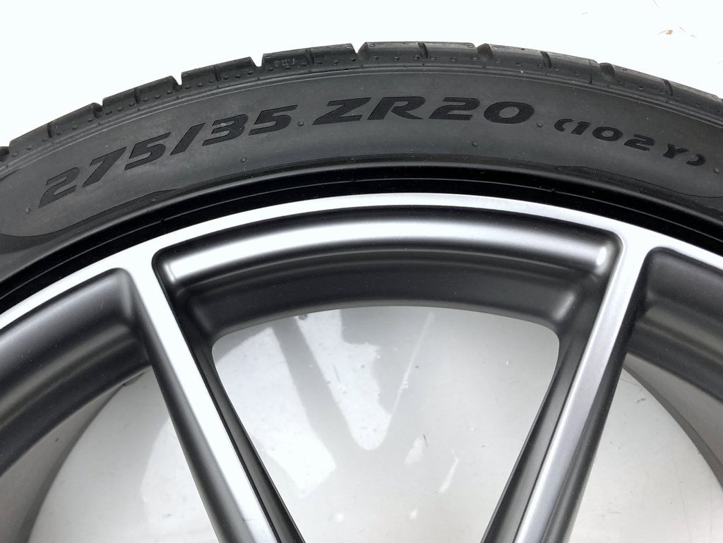 Used 2022 Ferrari 812 GTS image 37