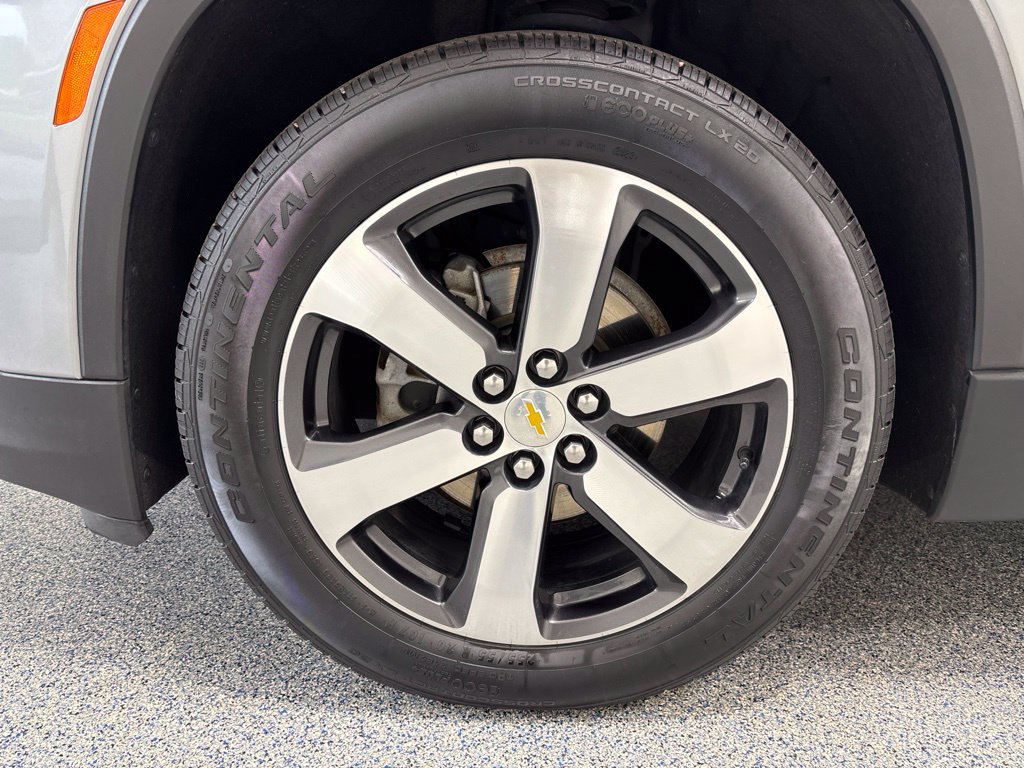 Used 2023 Chevrolet Traverse LT w/ LT Premium Package AWD/4WD image 60