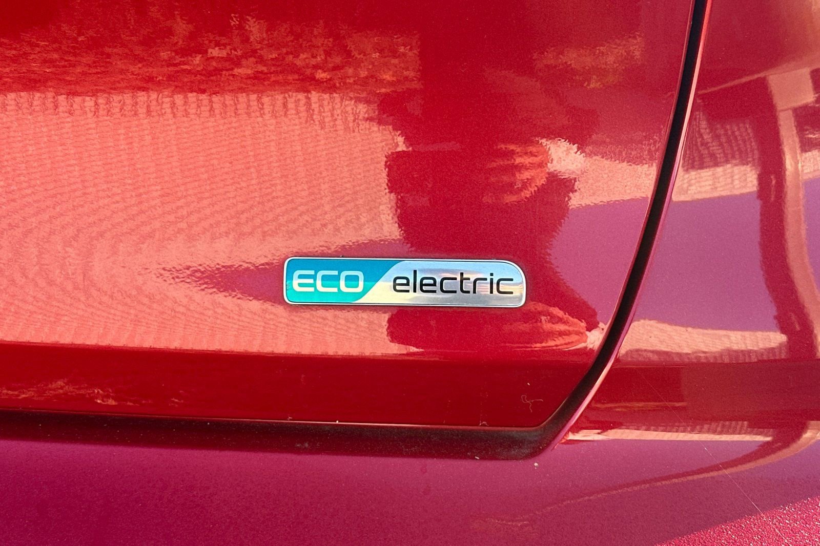 Used 2022 Kia Niro EX image 7