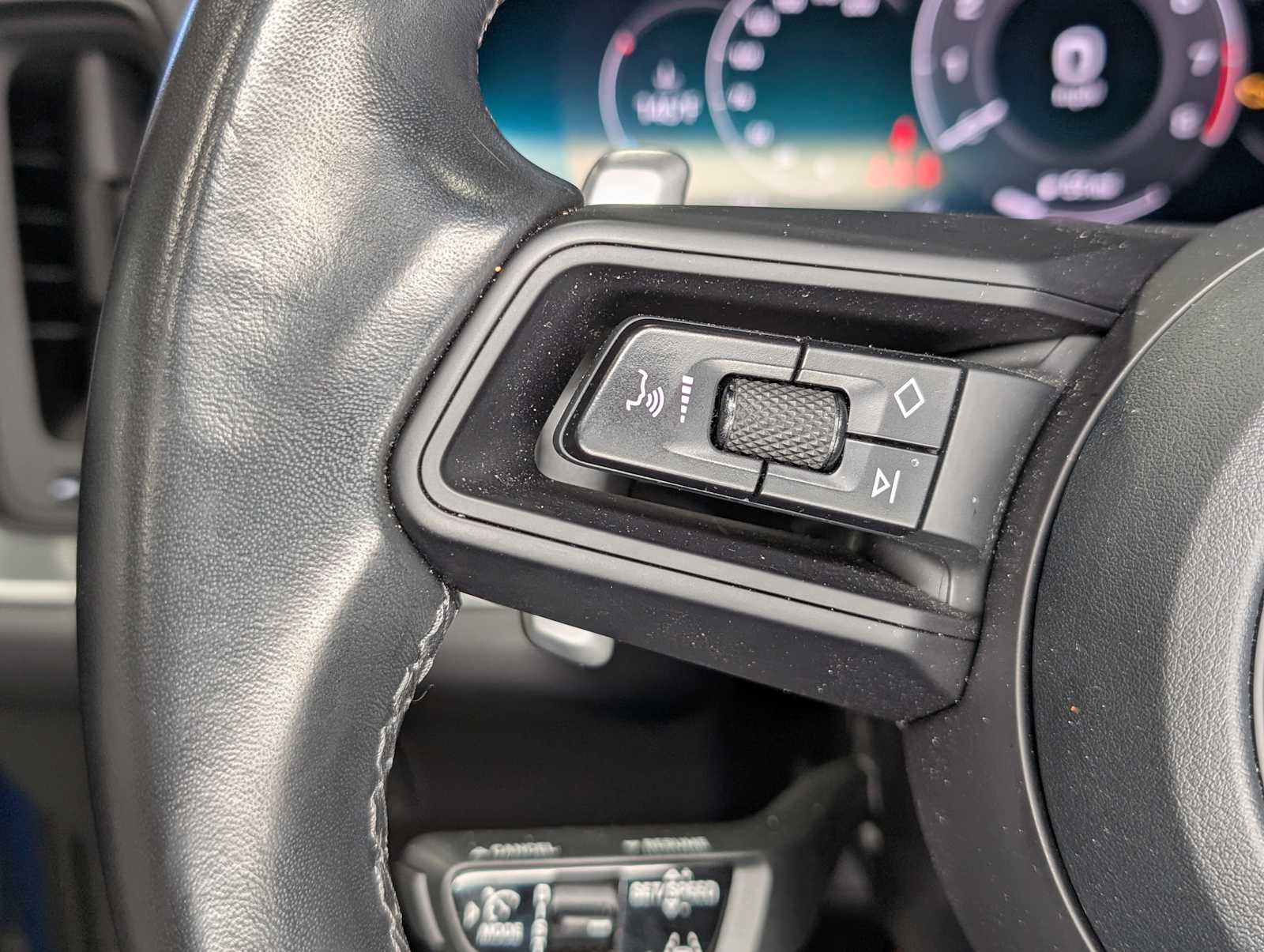 Used 2024 Porsche Cayenne S image 29