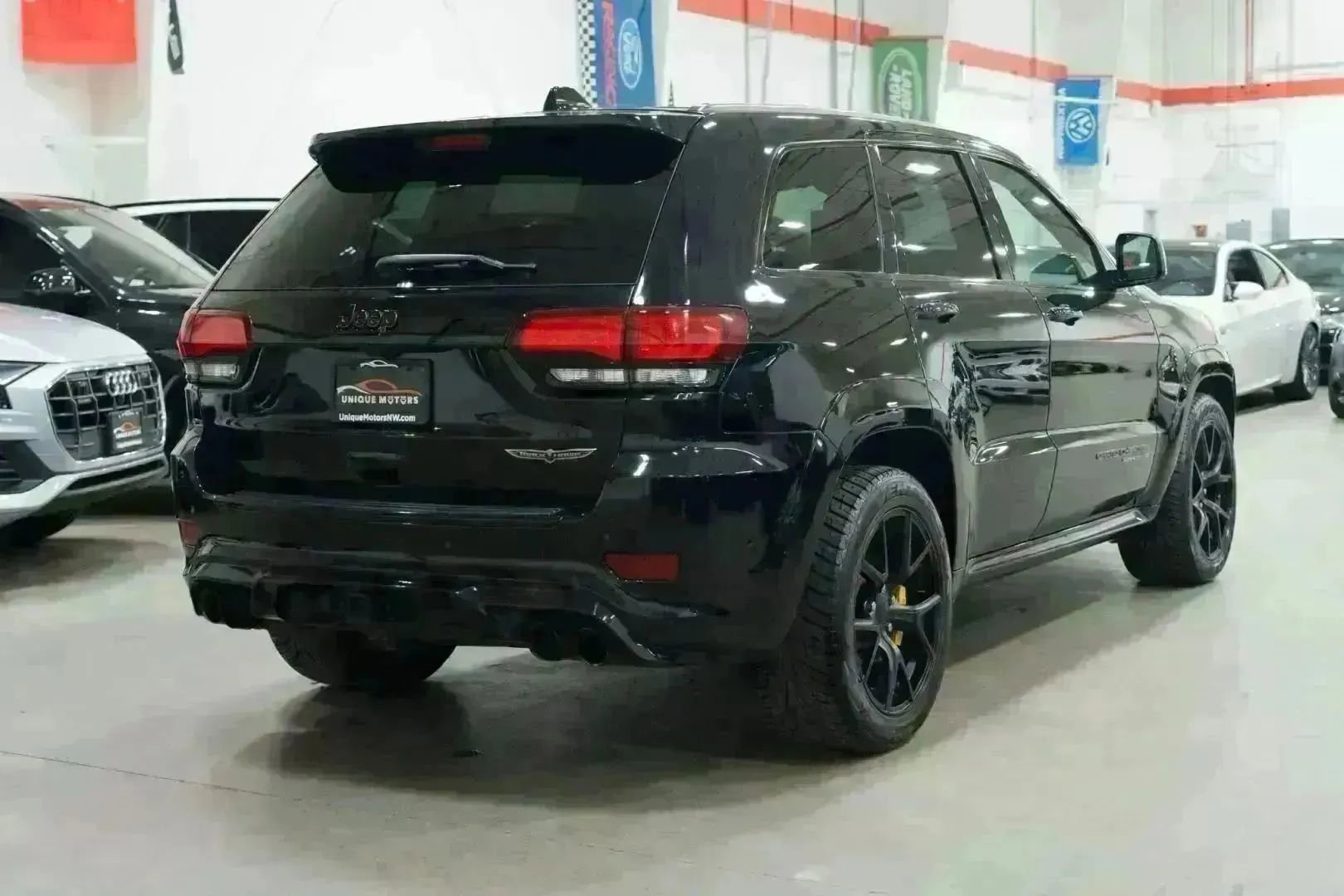 Used 2018 Jeep Grand Cherokee Trackhawk image 8
