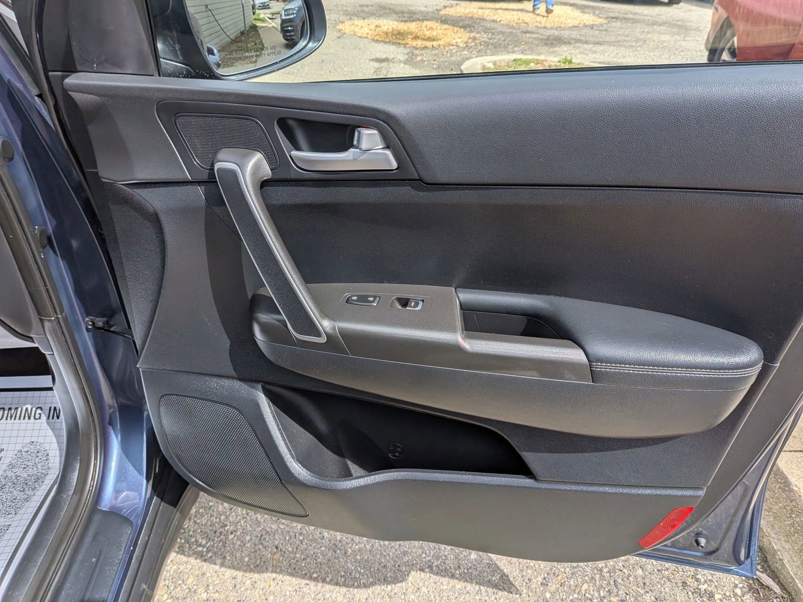 Used 2021 Kia Sportage LX FWD image 27