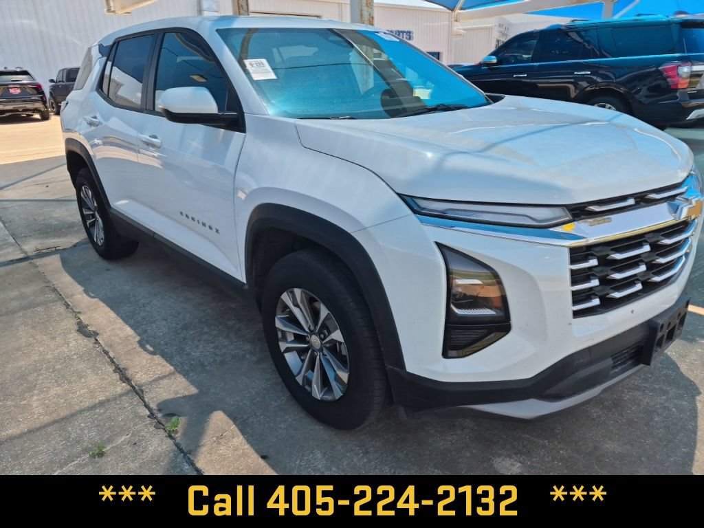 Used 2025 Chevrolet Equinox LT AWD/4WD image 16