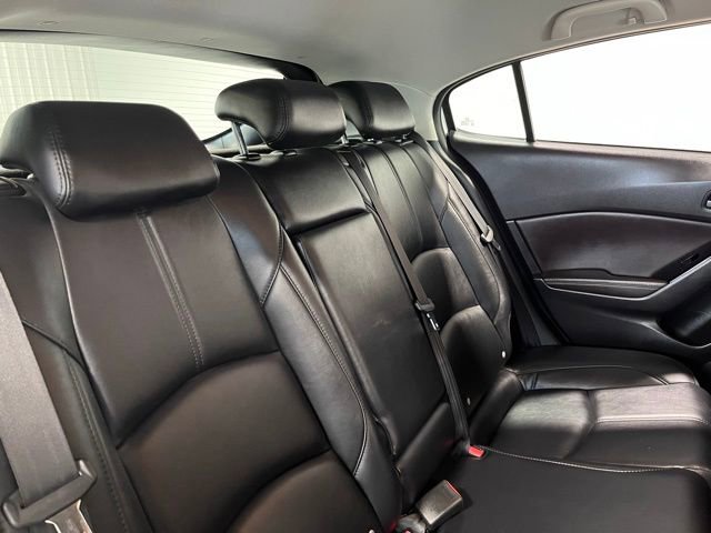 Used 2017 MAZDA MAZDA3 Touring image 13
