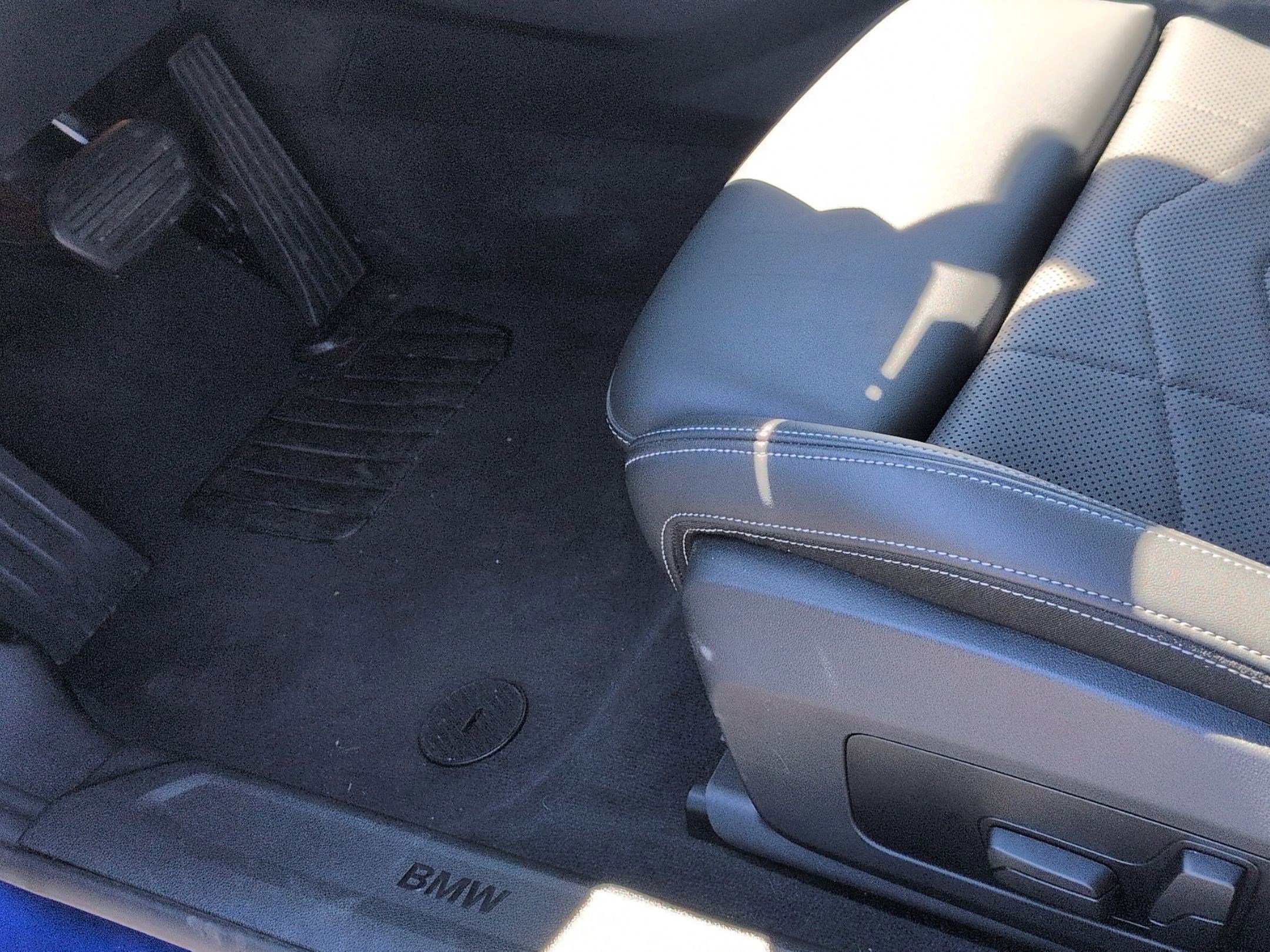 Used 2025 BMW 228i xDrive w/ Premium Package image 17