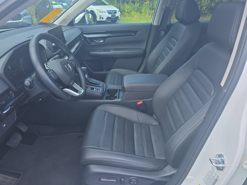 Used 2026 Honda CR-V EX-L image 9
