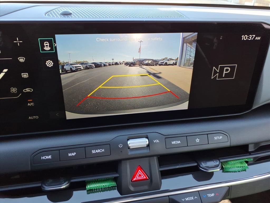 Used 2025 Kia K4 EX image 19