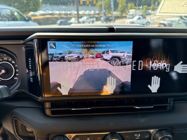 New 2026 Jeep Gladiator Rubicon AWD/4WD image 23