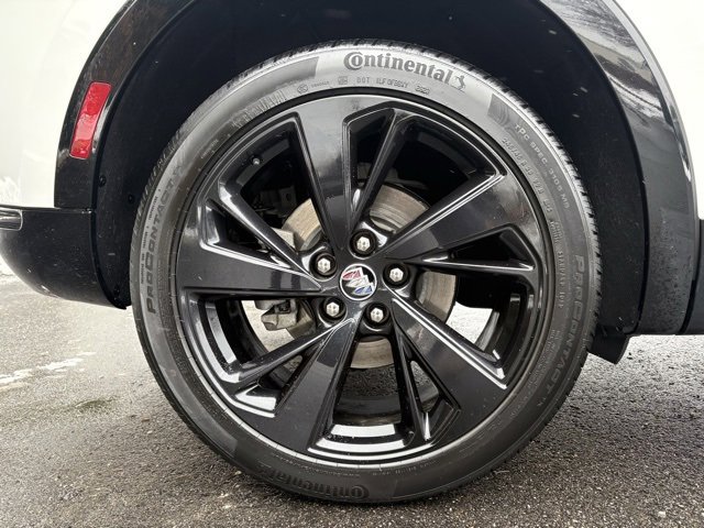 Used 2023 Buick Envision Essence w/ Technology Package I image 15