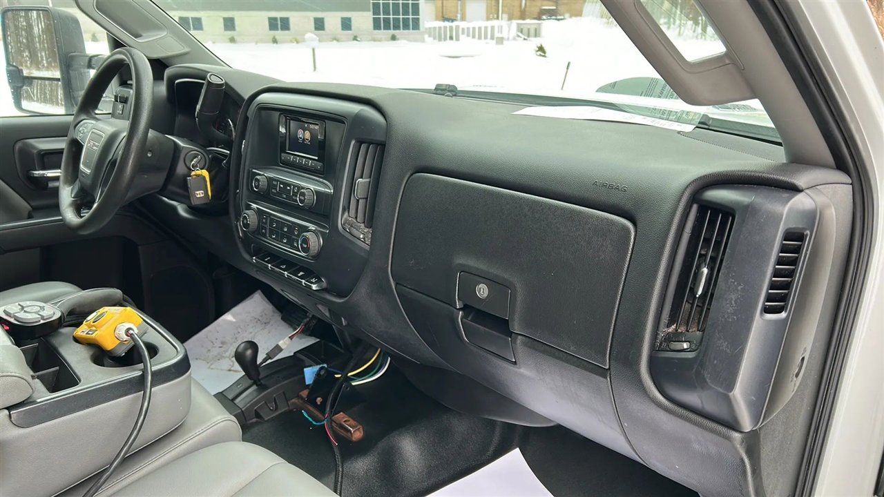 Used 2015 GMC Sierra 3500 4x4 Regular Cab w/ Sierra Convenience Package image 54