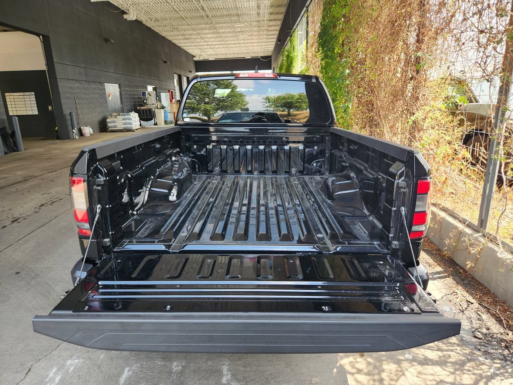 New 2024 Nissan Frontier S w/ Technology Package AWD/4WD image 18