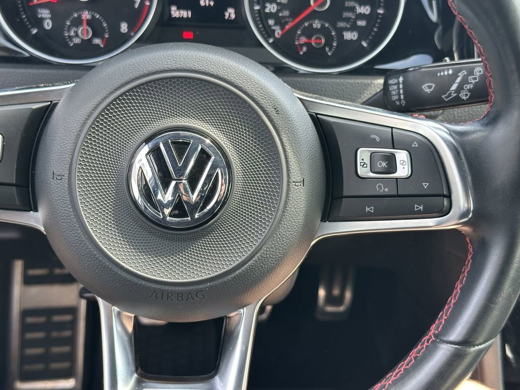 Used 2018 Volkswagen GTI SE FWD image 22