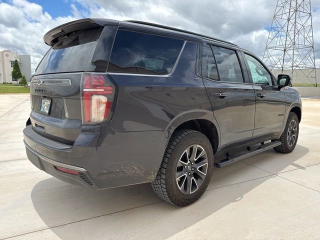 Used 2022 Chevrolet Tahoe Z71 w/ Luxury Package AWD/4WD image 5