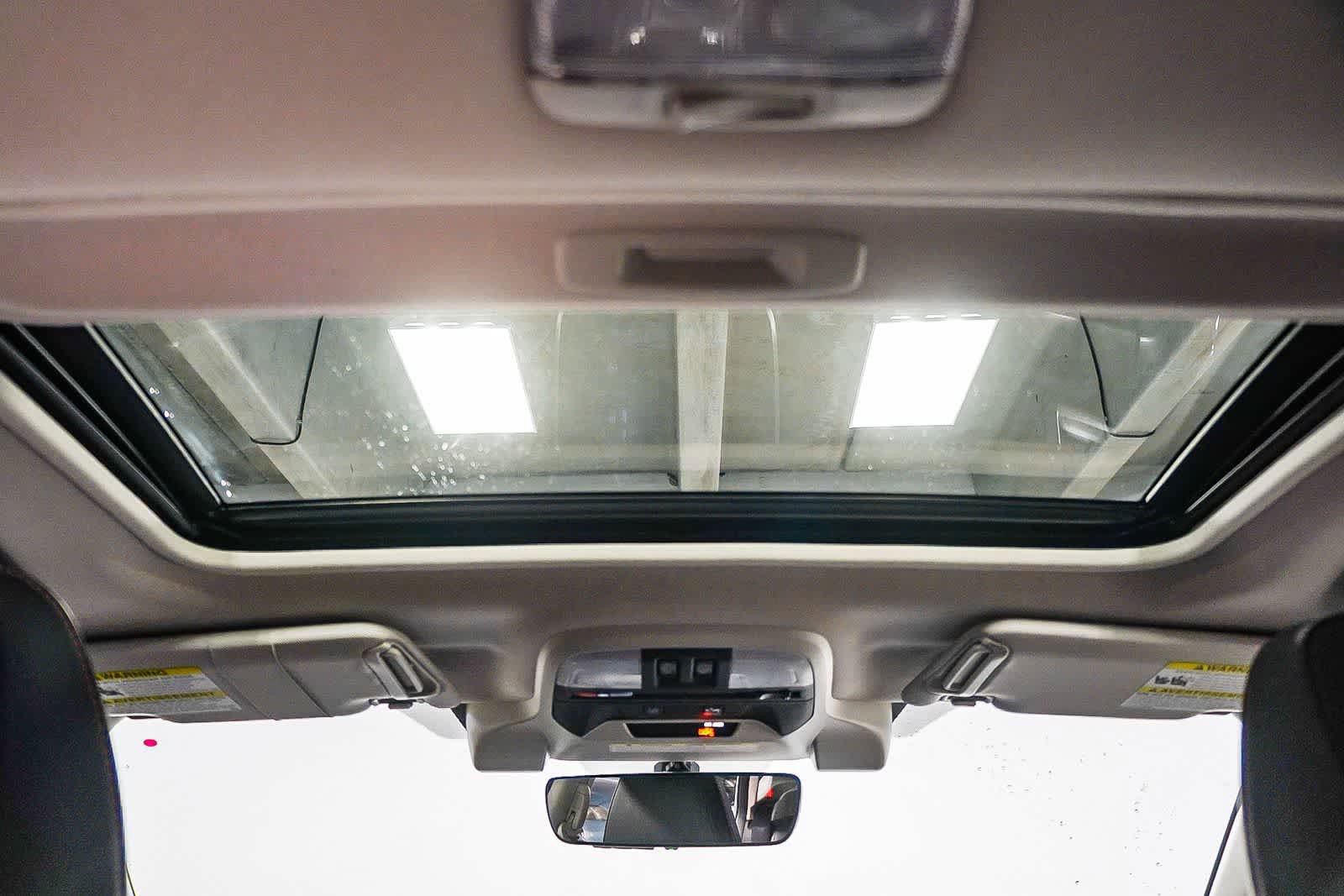 Used 2020 Subaru Crosstrek 2.0i Limited w/ Moonroof Package w/Navigation AWD/4WD image 16