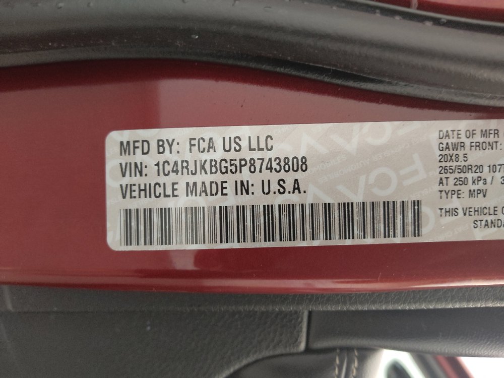 Used 2023 Jeep Grand Cherokee L Limited AWD/4WD image 33