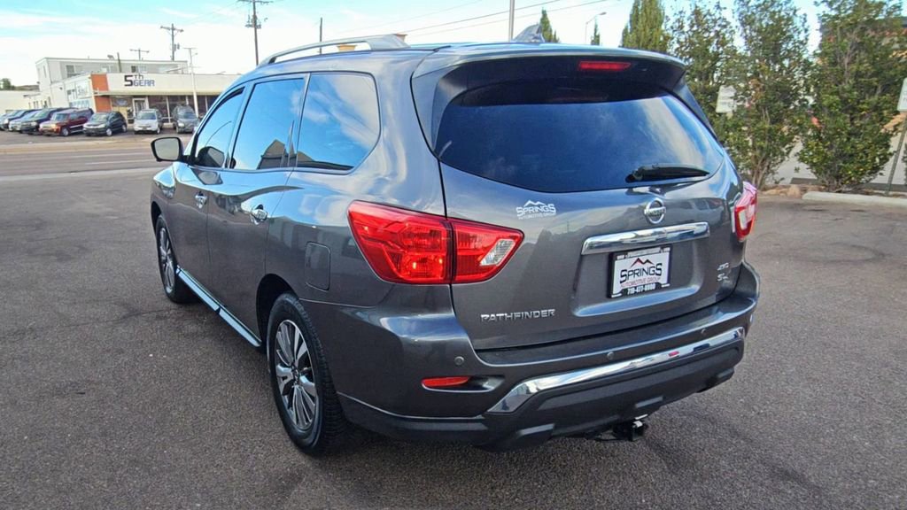 Used 2019 Nissan Pathfinder SL image 6