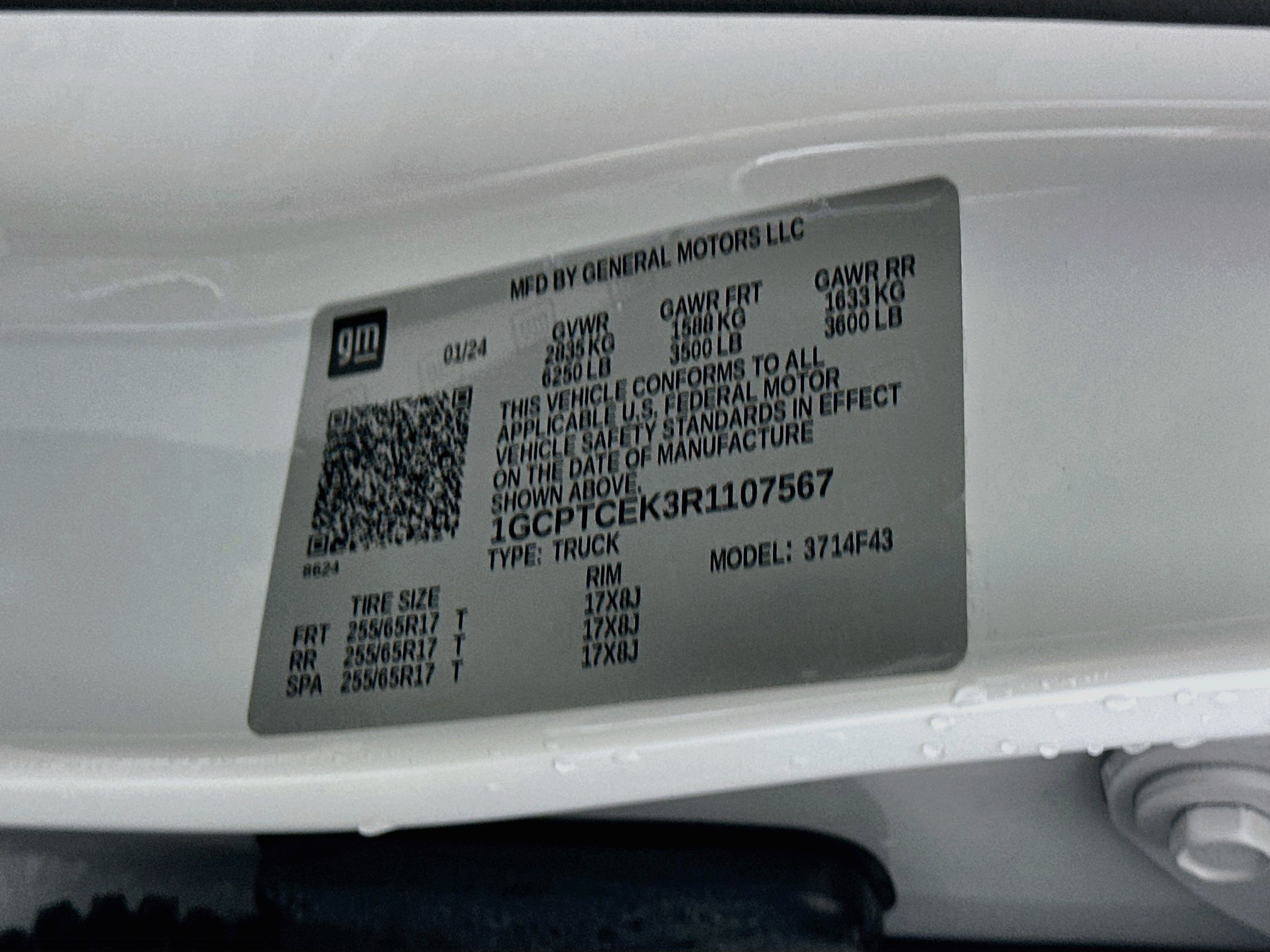Used 2024 Chevrolet Colorado LT w/ LT Convenience Package AWD/4WD image 12