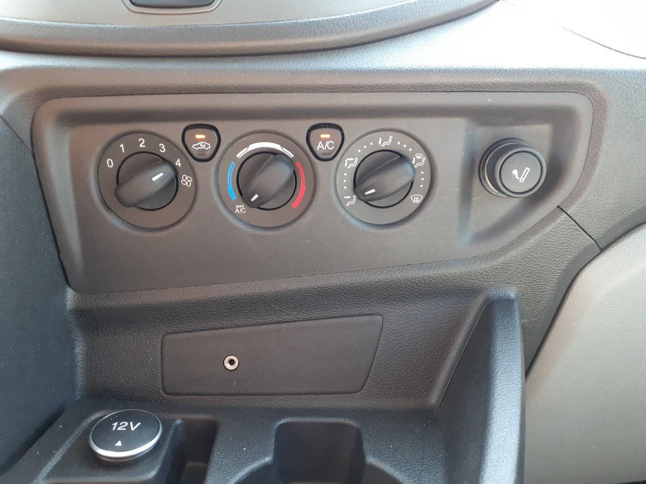 Used 2017 Ford Transit 350 148 High Roof image 17