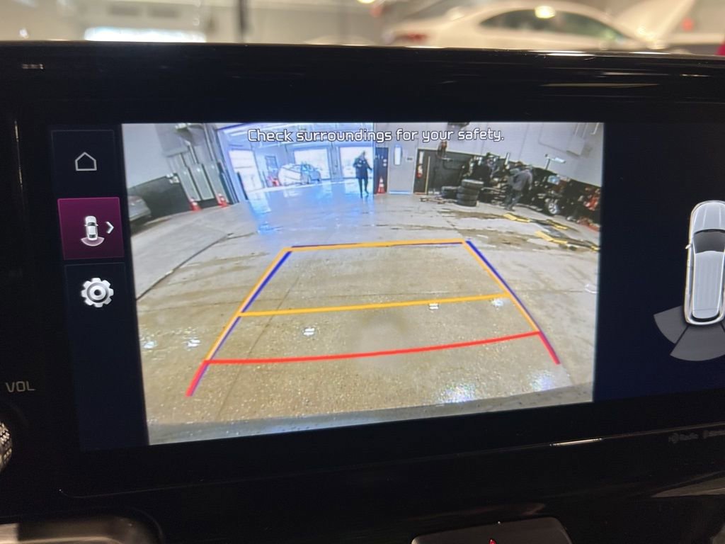 Certified 2023 Kia Sorento S image 53