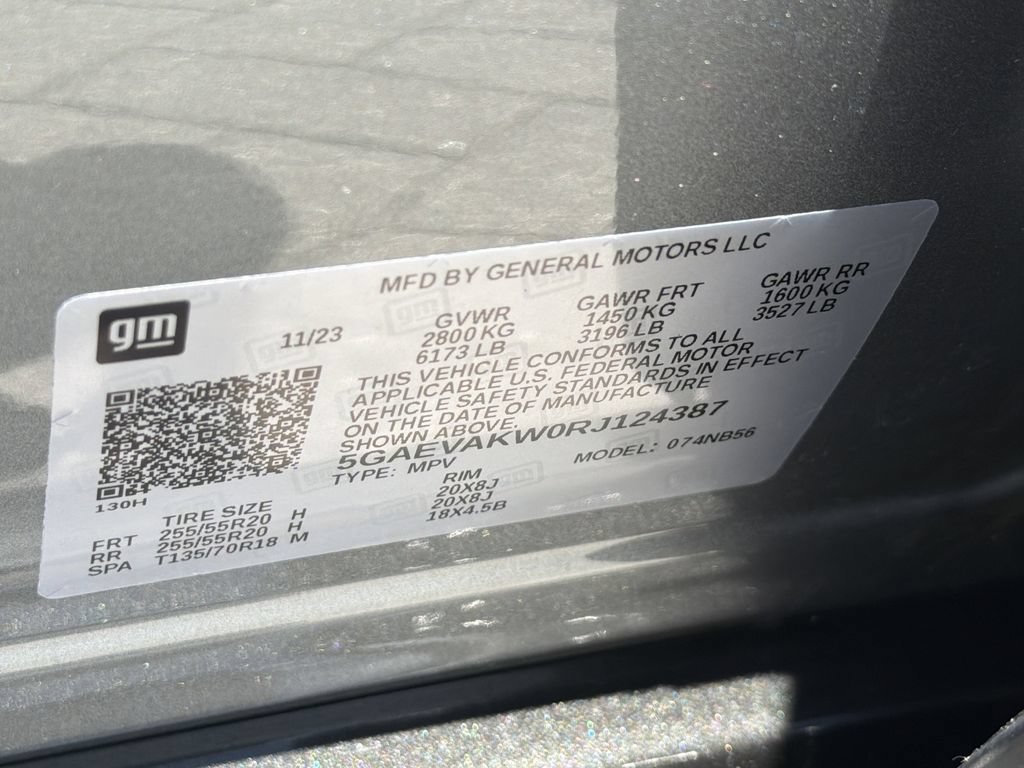 Used 2024 Buick Enclave Essence w/ Experience Buick Package AWD/4WD image 33