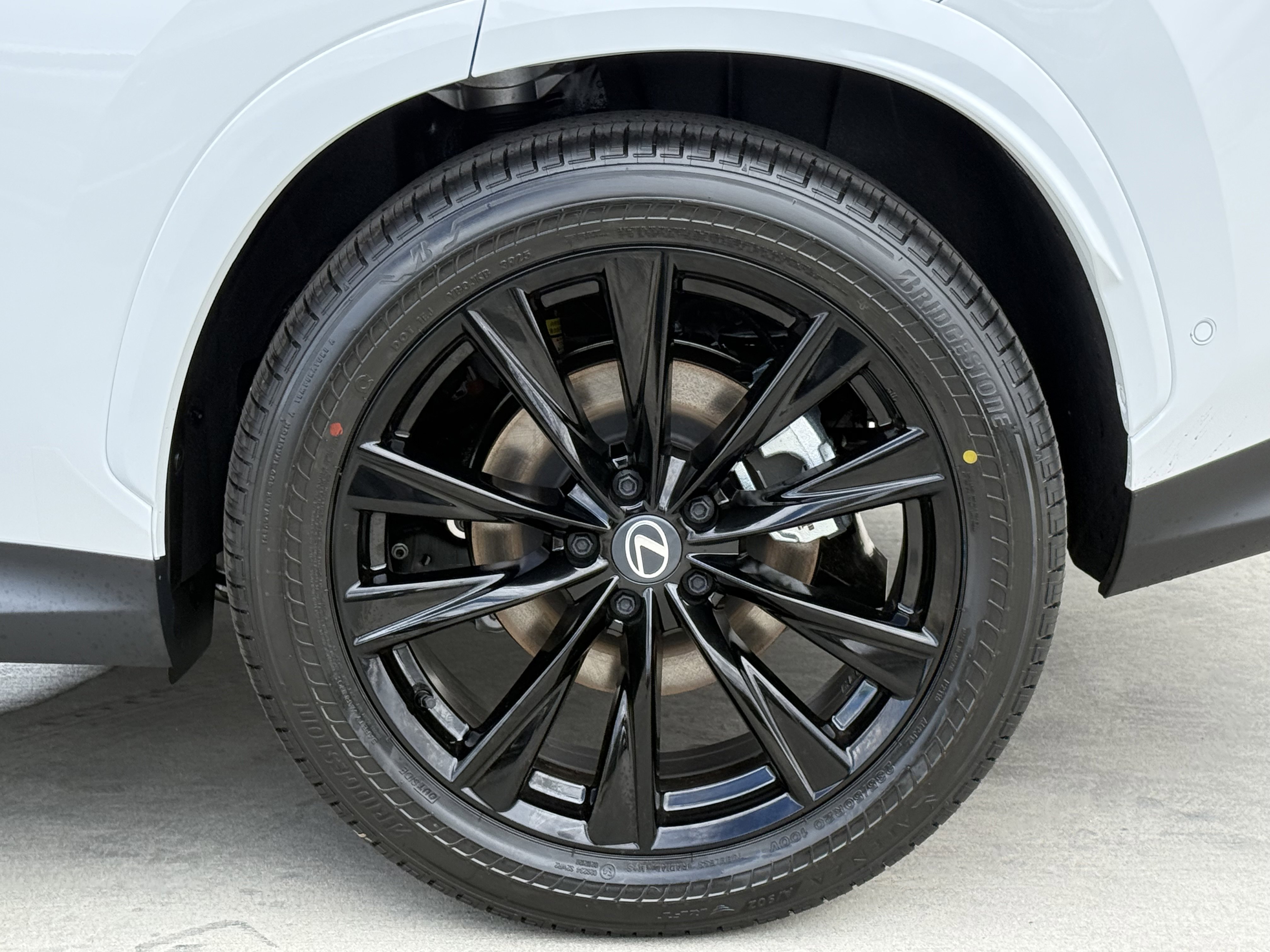 New 2026 Lexus NX 350h F Sport AWD/4WD image 15