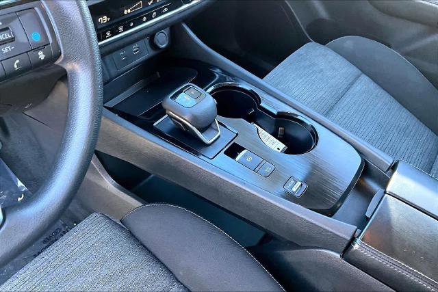 Certified 2023 Nissan Rogue SV image 16
