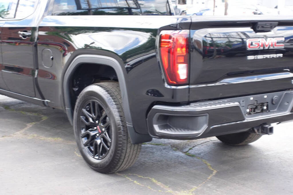 Used 2023 GMC Sierra 1500 Elevation AWD/4WD image 10