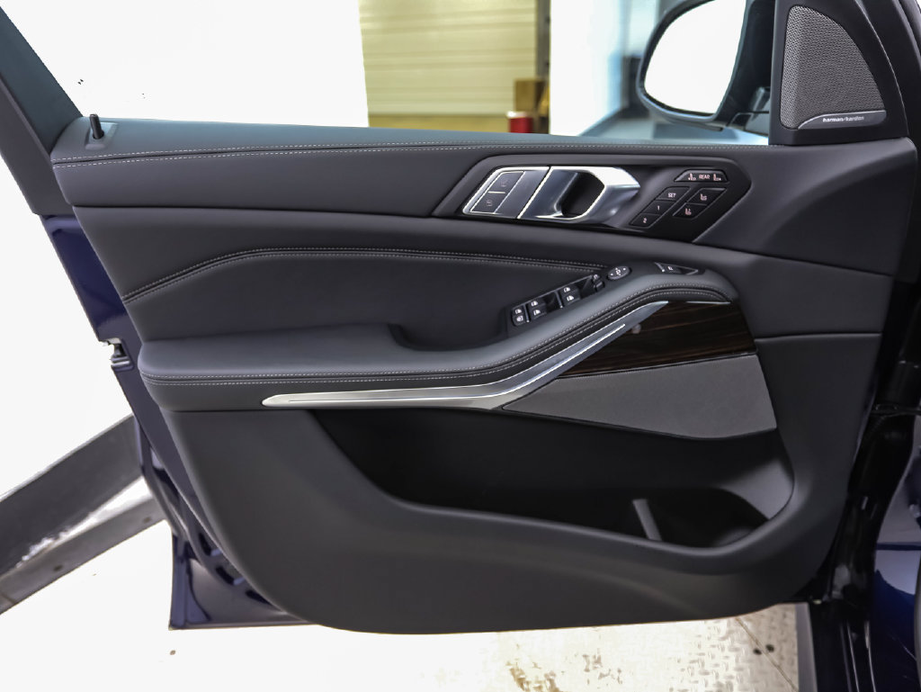 New 2027 BMW X7 M60i AWD/4WD image 9