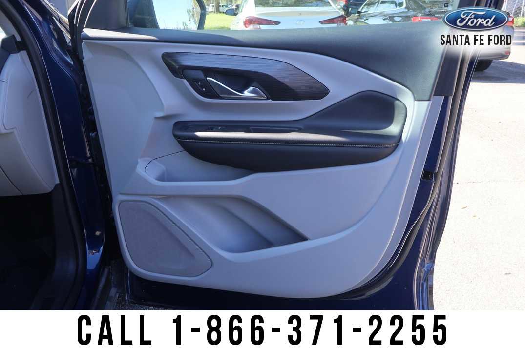 Used 2022 GMC Terrain SLE image 24
