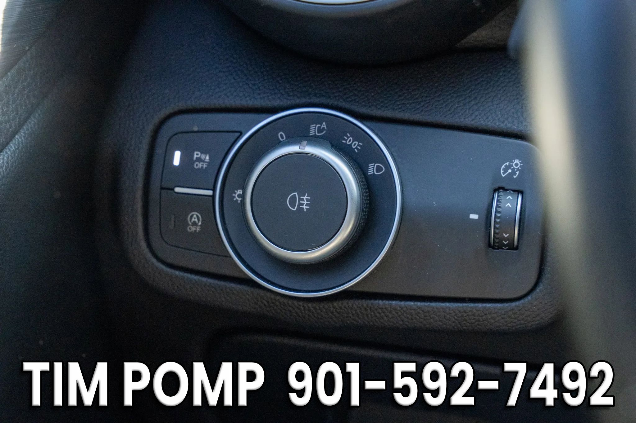 Used 2020 Alfa Romeo Giulia Sedan 4D w/ Cold Weather Package image 28