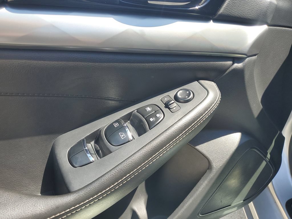 Used 2020 Nissan Maxima 3.5 SV w/ Floor Mat Group FWD image 25