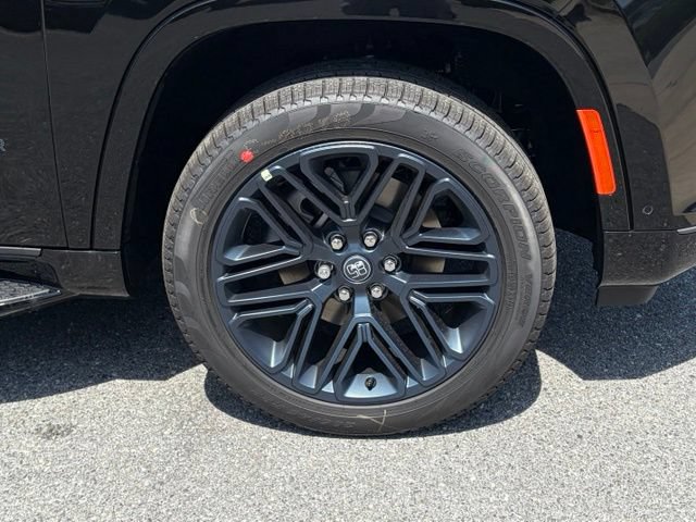New 2026 Jeep Grand Wagoneer 4WD image 11