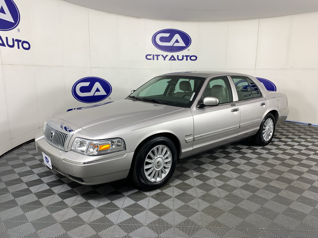 Used 2010 Mercury Grand Marquis LS RWD image 6