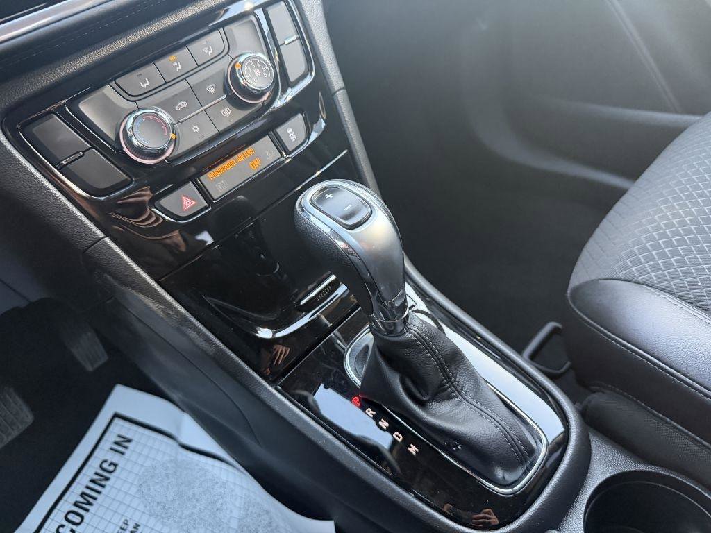 Used 2021 Buick Encore Preferred w/ Safety Package image 14